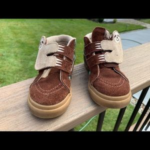 Vans- sloth vans hardly worn